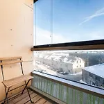 Lootsi With Free Parking Apartment