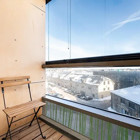 Lootsi With Free Parking Appartement