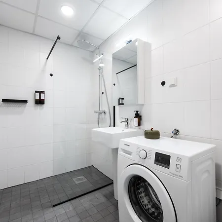 Lootsi With Free Parking Appartement *