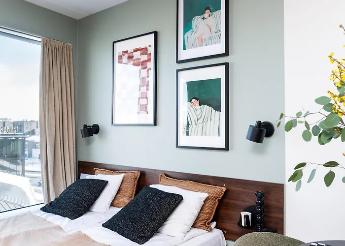 Lootsi With Free Parking